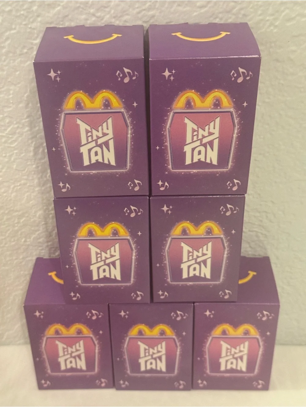 BTS McDonaldâs TinyTAN Figurine Set + Happy Meal Box, Stickers & FREE Tote Bag - Picture 7 of 12